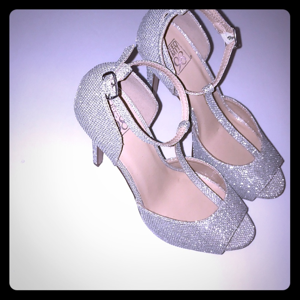 🚨🔥Sparkle Glitter High Heels🔥🚨